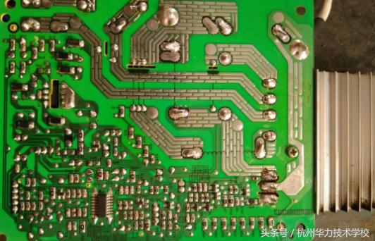 美的电磁炉维修技法大揭秘,美的电磁炉维修150例是真的吗