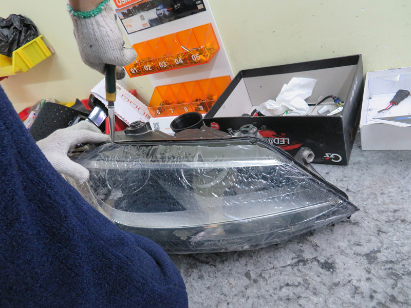 深圳改装欧司朗大灯,深圳速腾大灯改装