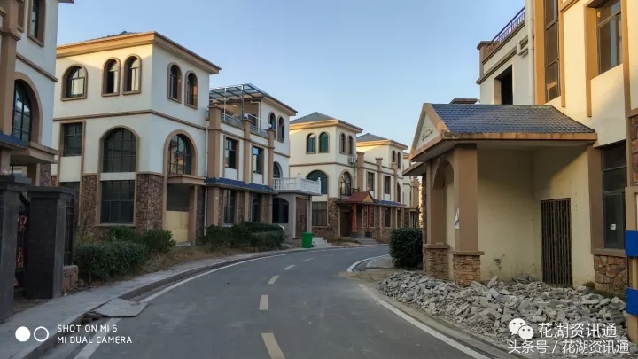 黄石新城公园,黄石公园黄石湖景区