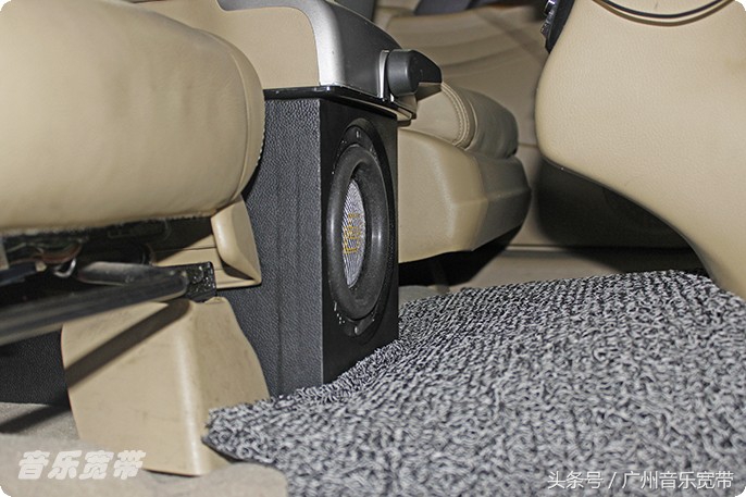 奥德赛混动音响箱体,本田奥德赛改装哈曼卡顿8寸喇叭