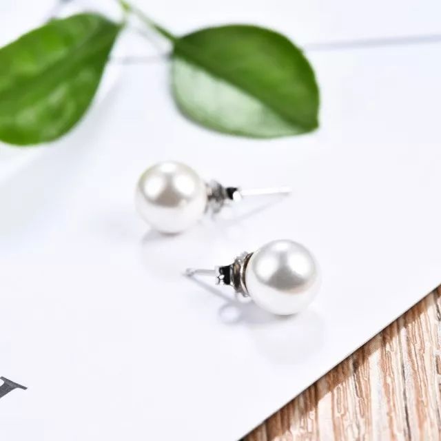 中国传统首饰手镯戒指耳饰,戴戒指的项链有什么寓意?