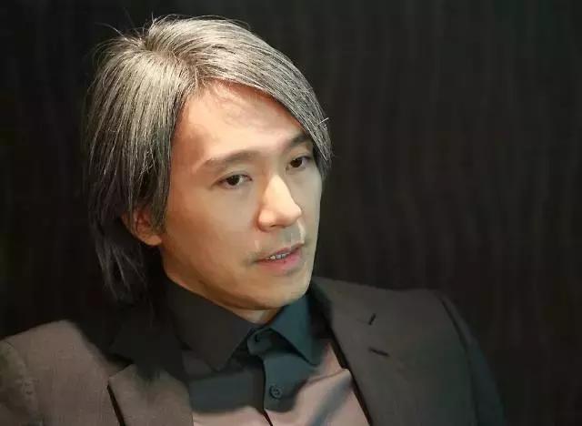 周星驰跑龙套时谁能成了喜剧之王,周星驰拍的是喜剧还是悲剧