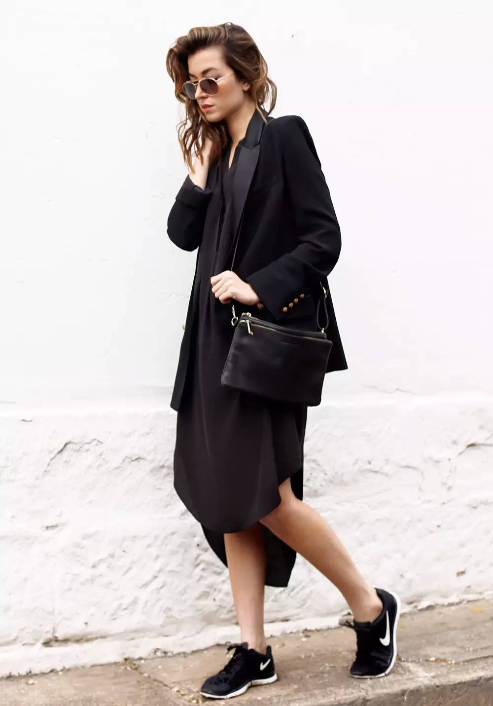 有哪些好看的小黑裙,小众又有设计感夏天必备小黑裙