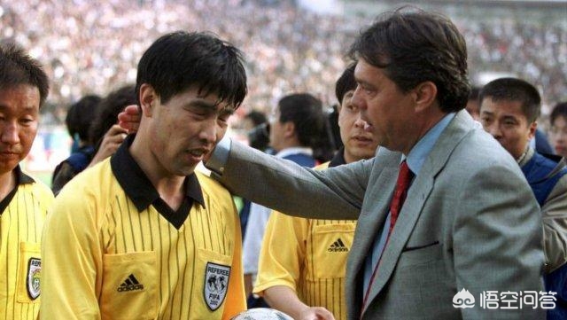 足球比赛假球怎么回事,足球比赛都是假球吗