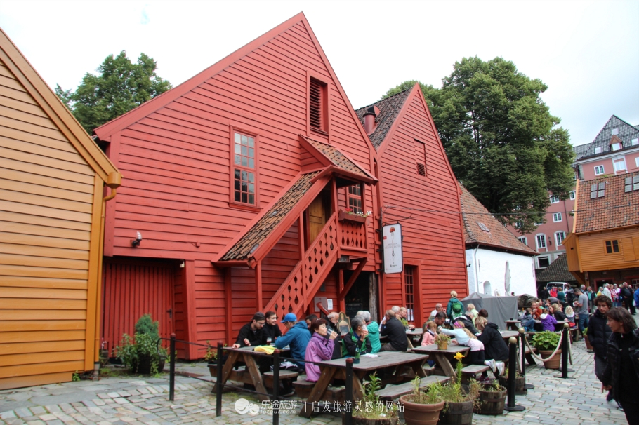 迷失在时光与历史中的卑尔根木屋