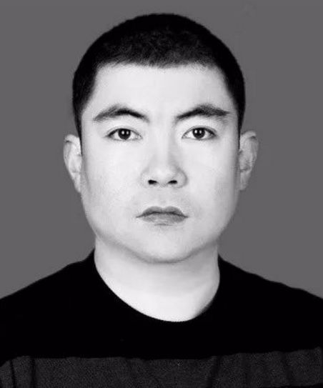 痛惜27岁医生猝死,急诊医生一夜接诊38人后猝死