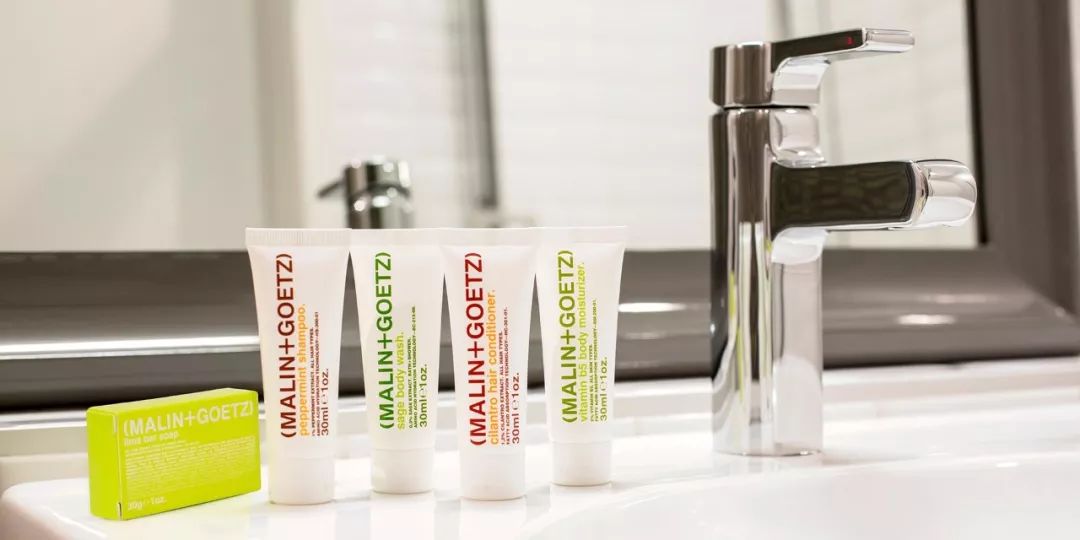 这些酒店里的润肤露、香皂不顺回家｜损失可太大了……