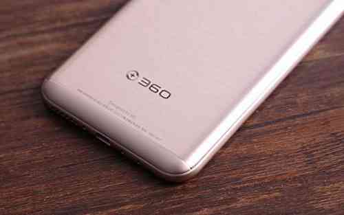 1000元以下的小米手机应买哪款好,1000以下手机买小米好还是荣耀好