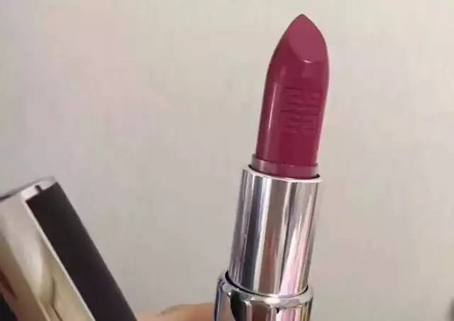 纪梵希口红没有塑封是正常现象吗,纪梵希小羊皮口红307和306