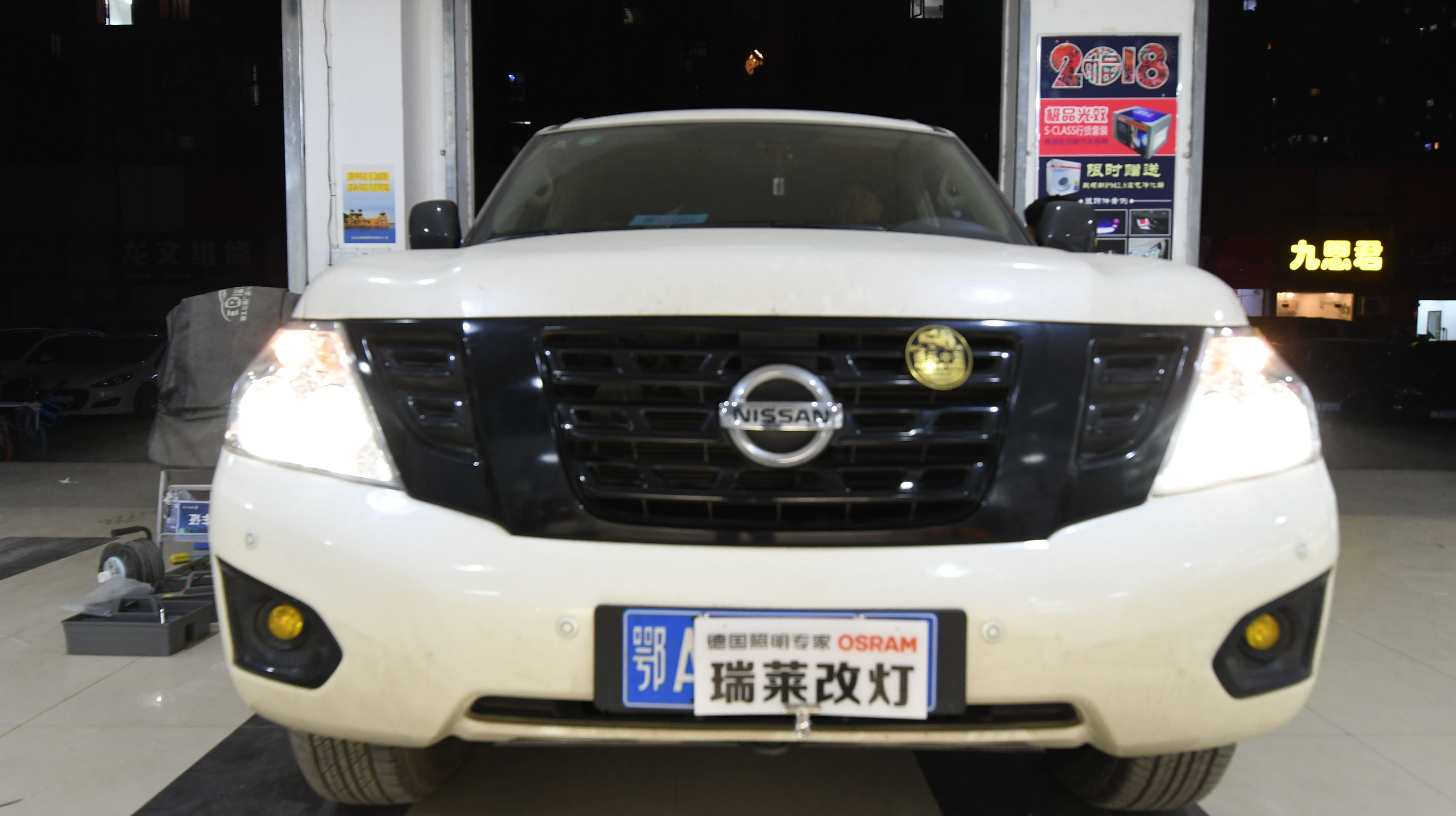 途乐y62改装激光大灯,日产途乐卤素灯