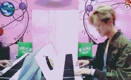 鹿晗踢足球什么水平啊,鹿晗踢球到底有多厉害