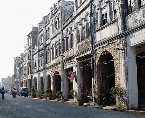 南宁桂林旅游哪个最好,广西南宁跟桂林哪个更值得去