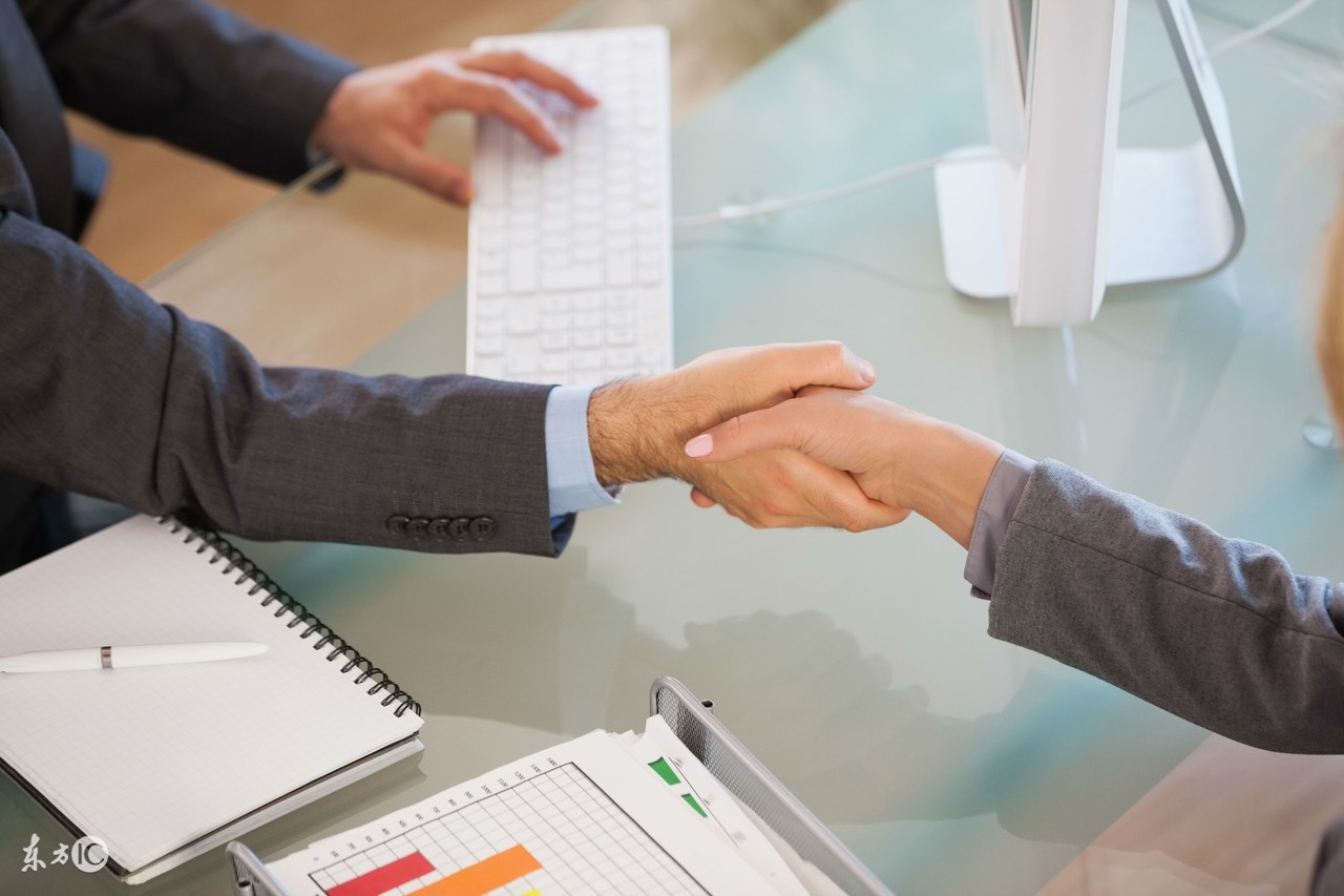 公司买5000元购物卡,最新买购物卡的账务处理