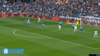 烈士暮年，英雄相惜！06年的齐达内最懂C罗被质疑之痛！