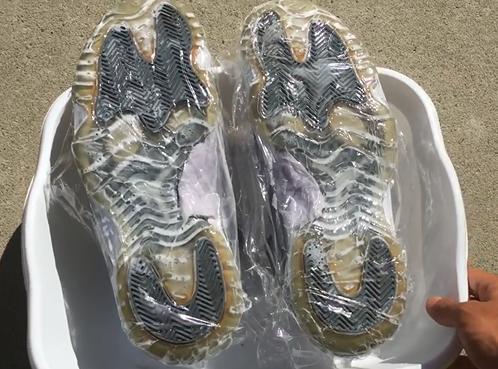 球鞋发黄清理,球鞋发黄怎么变白