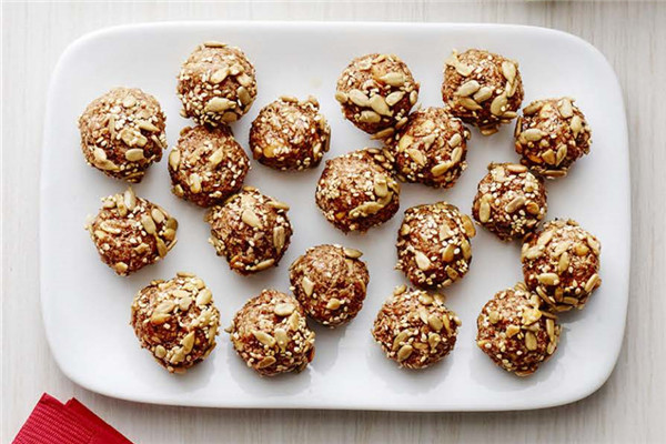 轰趴适合准备什么甜品,聚会轰趴需要准备的食物