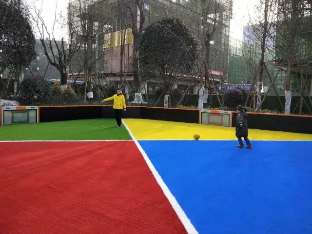 成都武侯区免费的足球场,成都武侯区人造草坪足球场