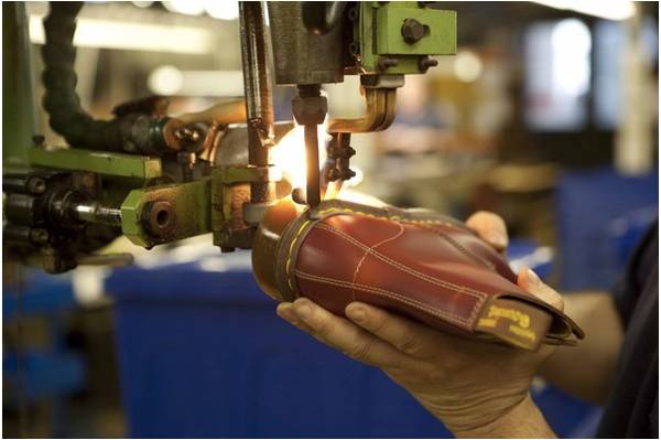 drmartens鞋很难穿吗,drmartens旧鞋