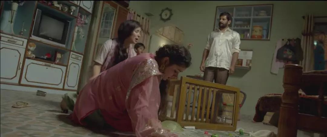 忍受*力暴**，才能活下去？《神秘巨星》讲了个彻底的悲剧