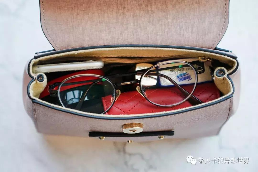 从上百只包里,她们精挑细选了这9只最爱的年度好包