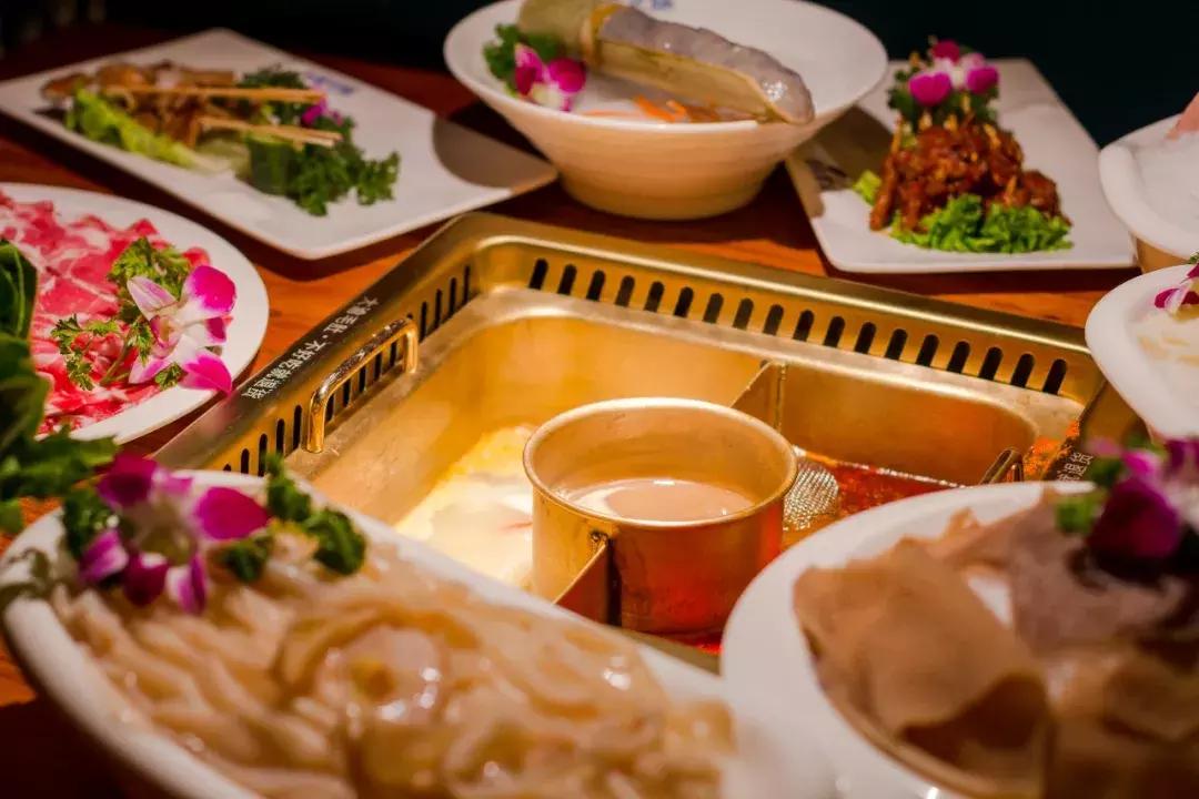 这家店老板说啦，毛肚不好吃就退货，你准备去退货吗？