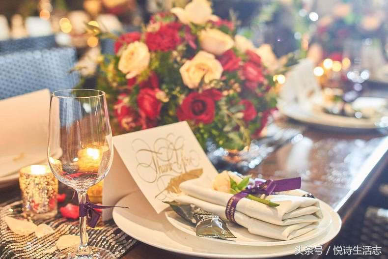 家里浪漫烛光晚餐布置,如何布置烛光晚餐