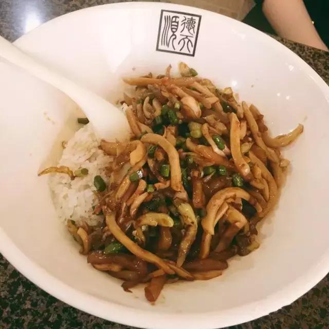 超好吃的长沙菜有哪些,长沙超便宜好吃的美食