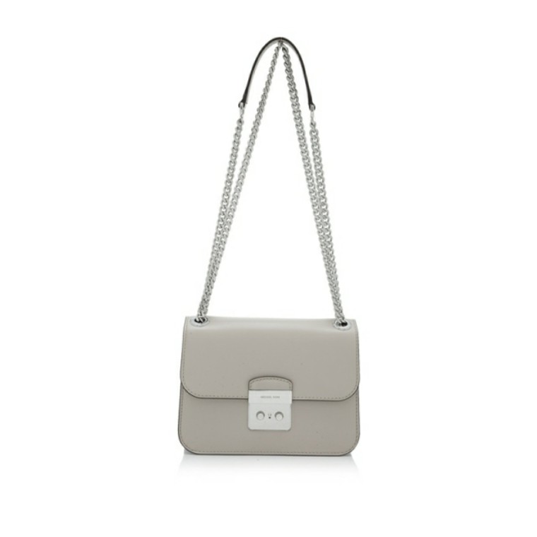 拜年见家长怎么穿衣服,过年去对象家拜年穿哪套