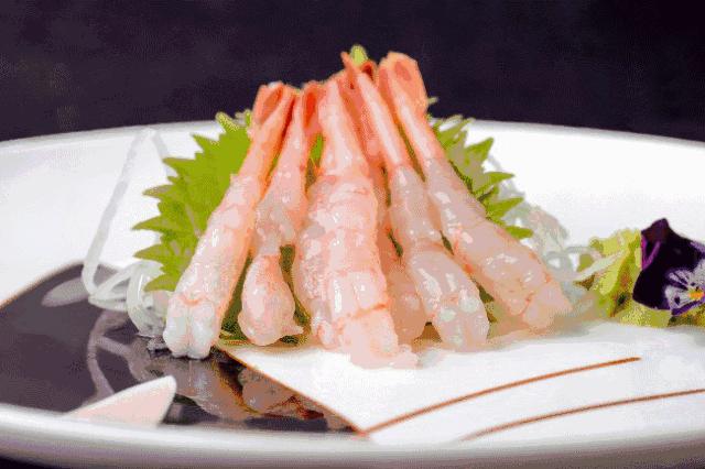 甬城全城“通缉”日料+猫咪控：免费送秋刀鱼，速来！