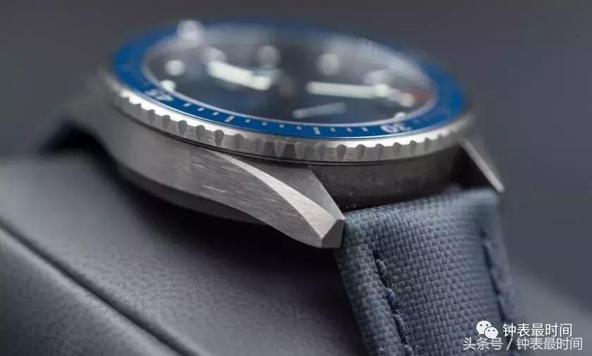 陶瓷表不易磨损,陶瓷表易碎吗如何保养