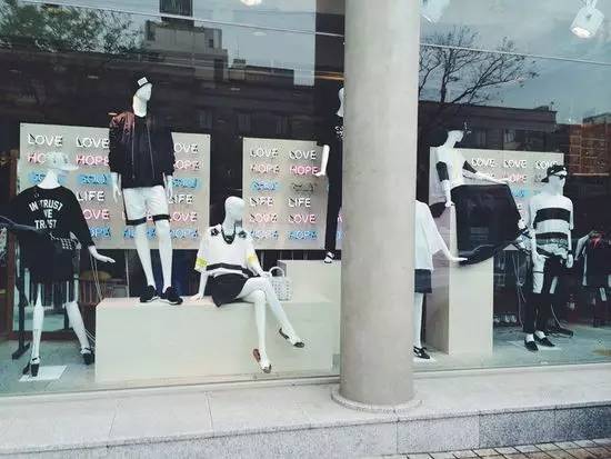 韩国旅游必买十大东西,韩国值得买的吃的东西清单