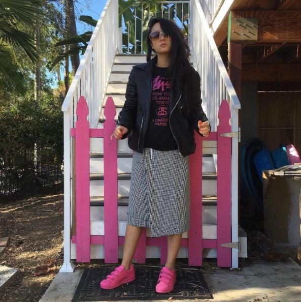 权志龙巴黎陈冠希,权志龙与朋友私下聚餐