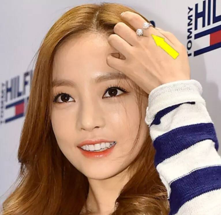 这些百元级的日韩饰品,IU、高俊熙、石原里美都在爱