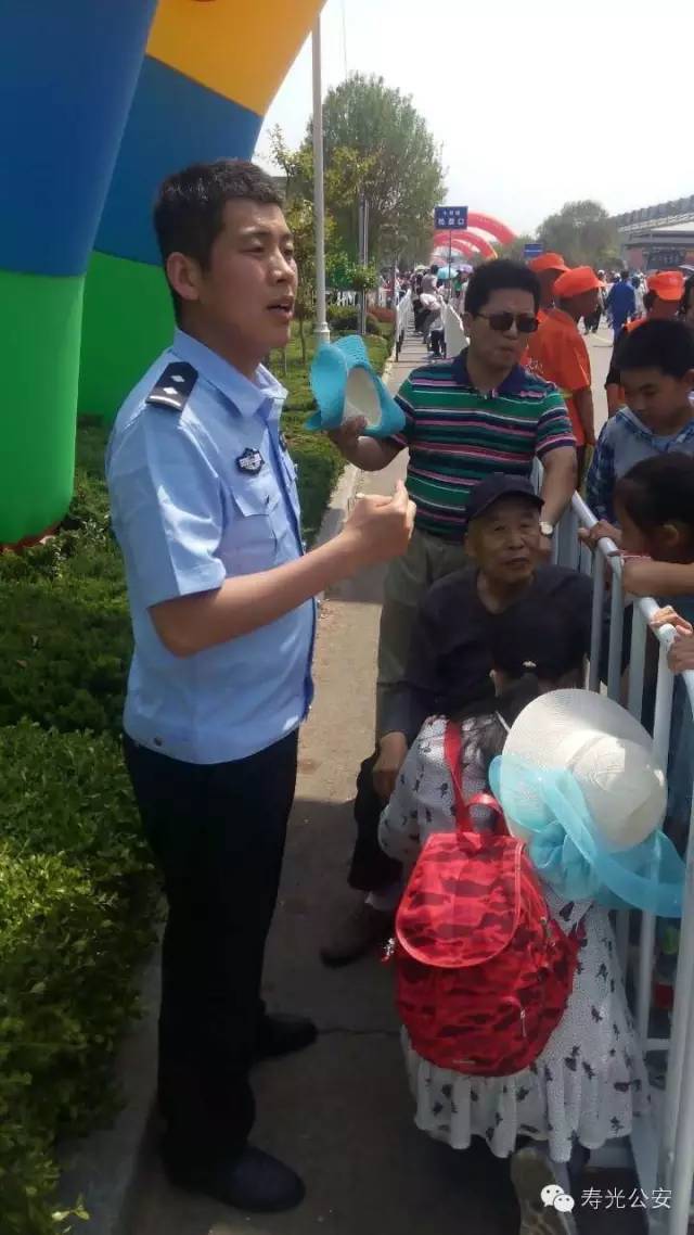 菜博会上的“李警官”到底是谁?快来看!