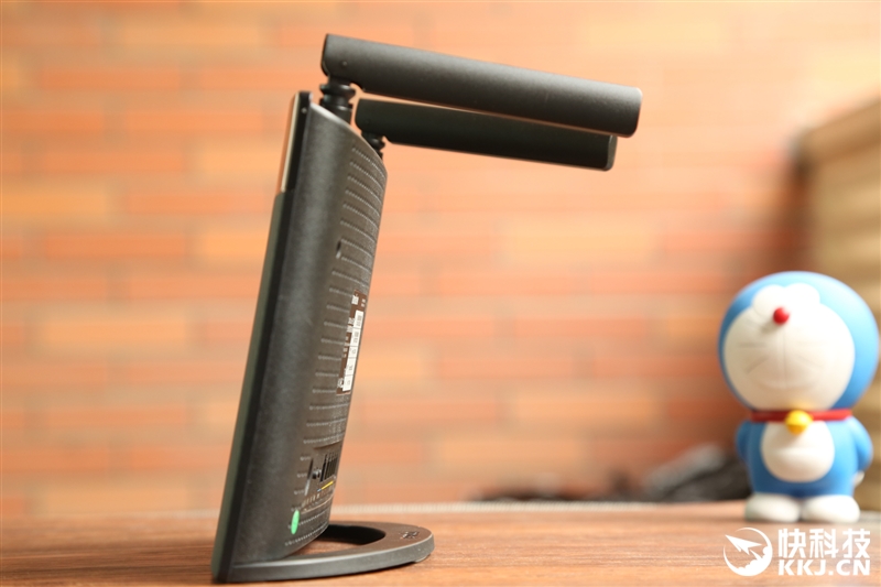 腾达路由器AC9是千兆的吗,腾达ac1200千兆口路由器