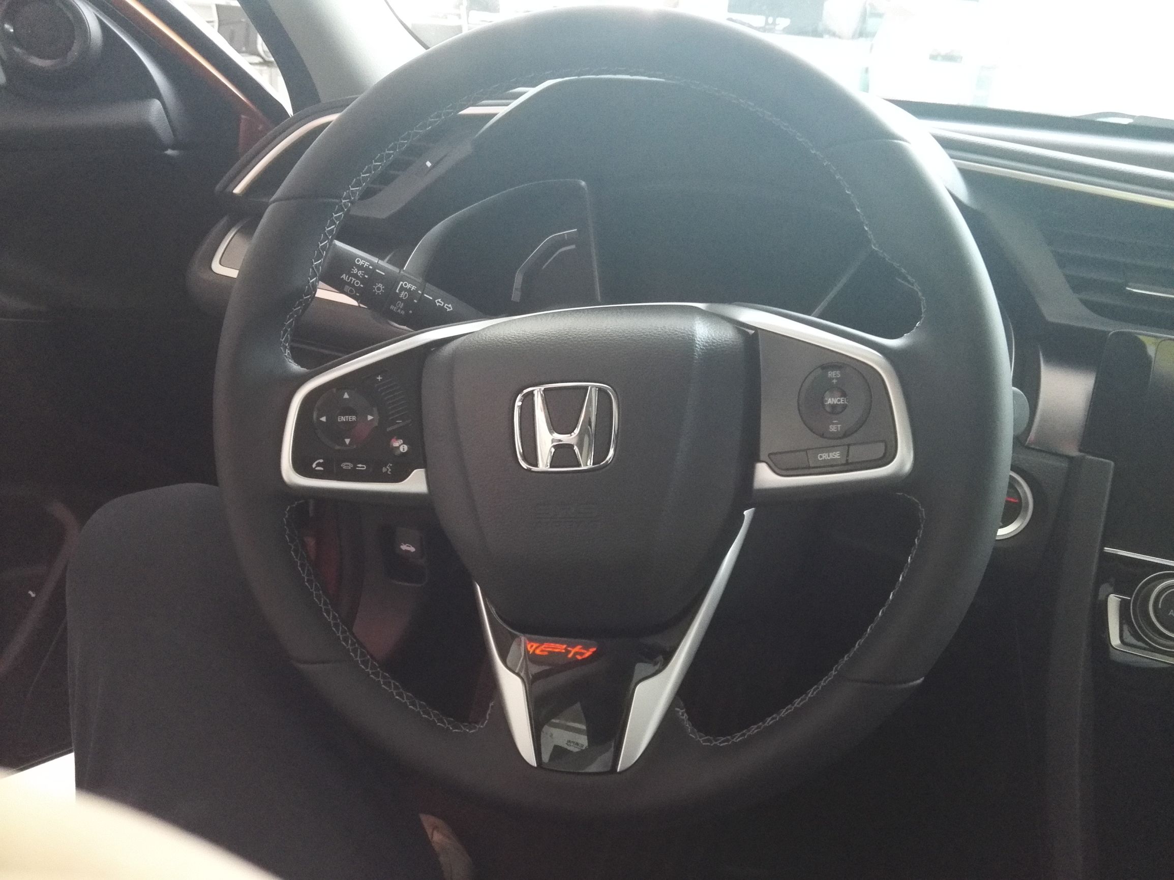 十代思域提车落地价格,第十代思域多少钱有优惠没有