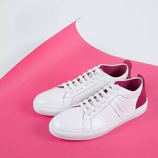 超好看超百搭的小白鞋,十大轻奢小白鞋