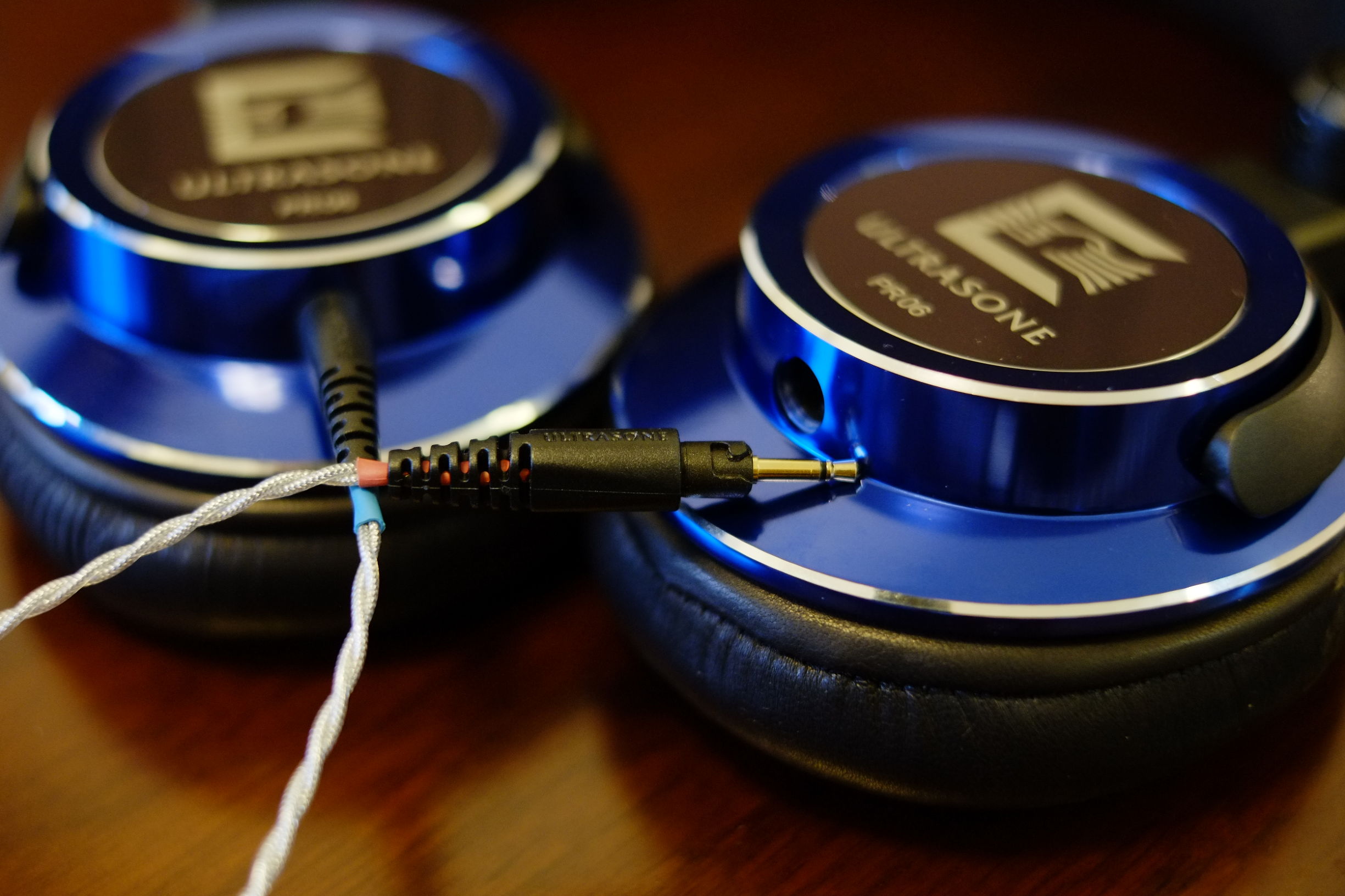 又来赚中国人的钱？德国人凭何把耳机卖到2万元