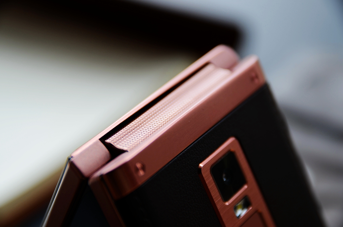 澶╅壌w909璇勬祴,澶╅壌w909缂虹偣