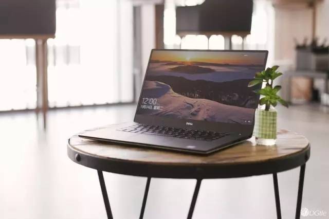 让其他笔记本黯然失色，戴尔XPS15体验