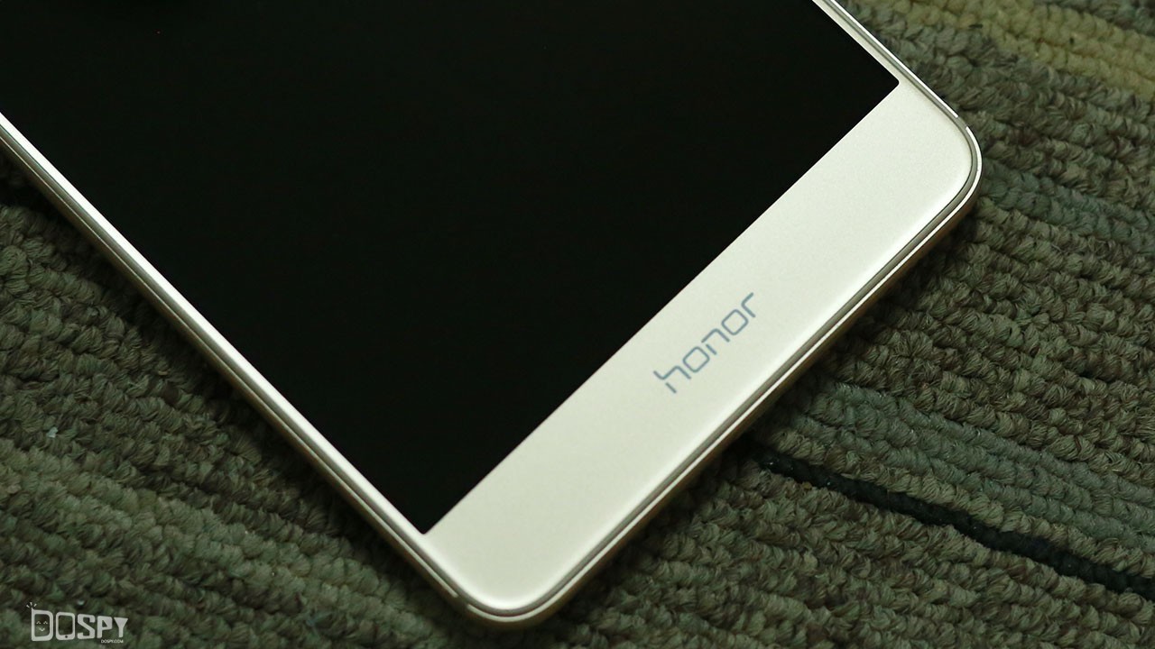 荣耀v8屏幕高配和低配,荣耀v8pro12.1英寸测评