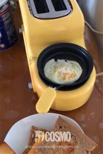 乐活家｜再有人种草早餐机有多炫，我就拿这张烤糊的三明治给她看