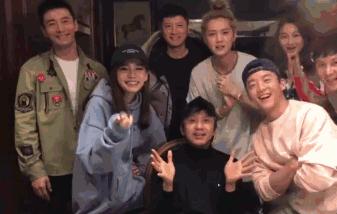 毕竟爱狗|哈哈哈哈哈哈……听说你们要买狗年单品?我就真的不拦了!