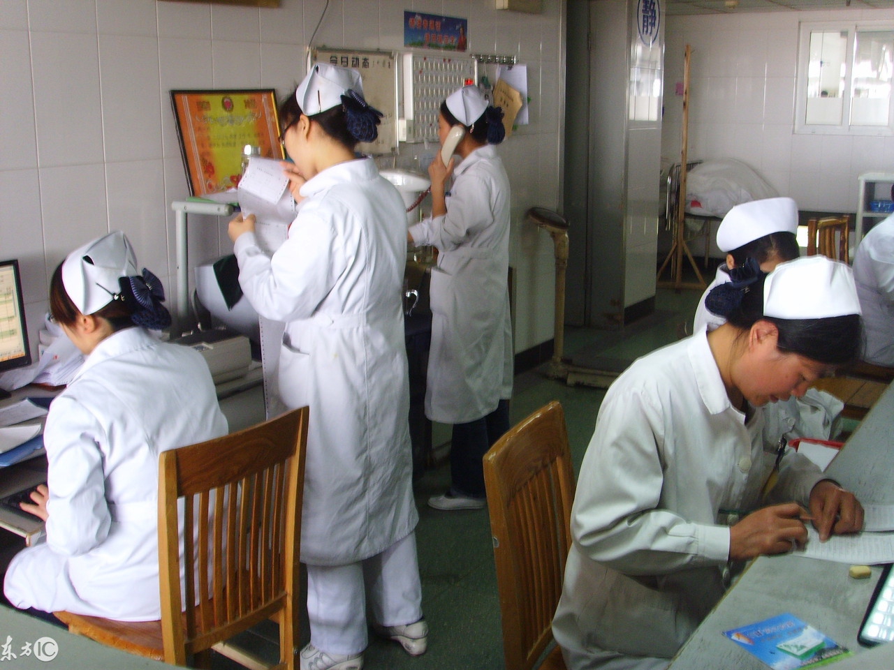 我的懒婆婆知乎,懒媳妇需要婆婆伺候