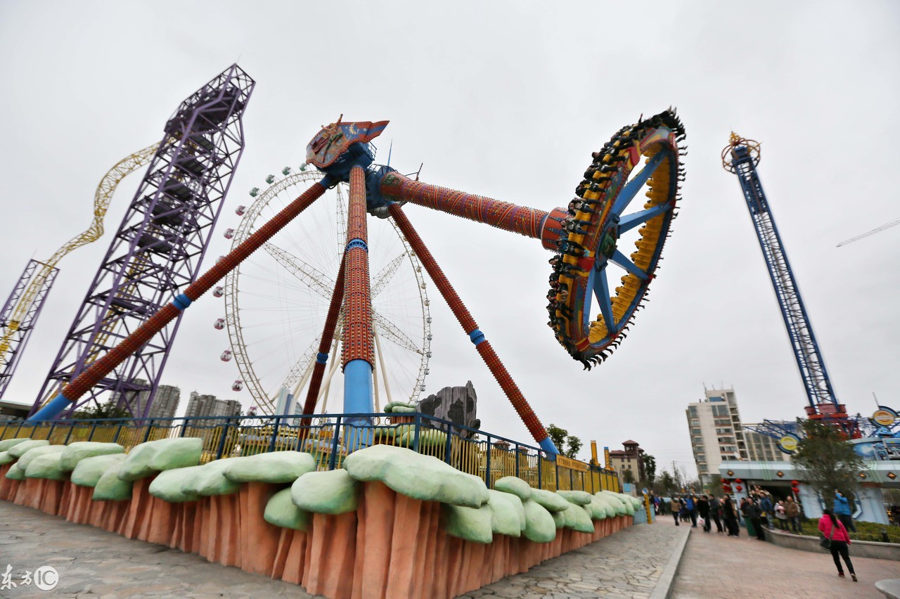 长隆欢乐世界欢乐剧场五点,游广州长隆欢乐世界