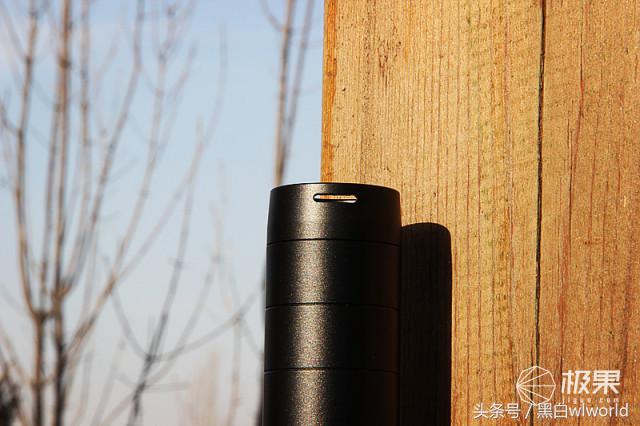 强光家用手电筒远射超亮,照明超远强光手电