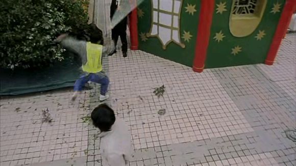 周星驰的少林足球有多么经典,少林足球周星驰展示少林绝技