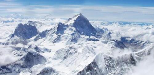 一件雪山冲锋衣,中国登山联名冲锋衣