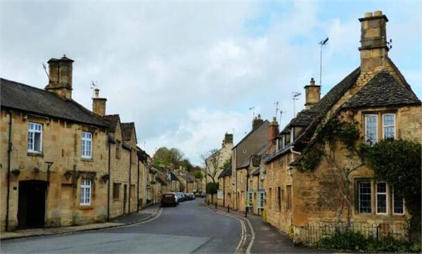 艺术小镇项目策划书,艺术小镇怎么盈利