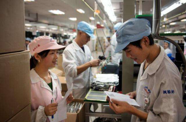 每月加班超过36小时怎样赔偿,员工每月加班超过36小时算违法吗